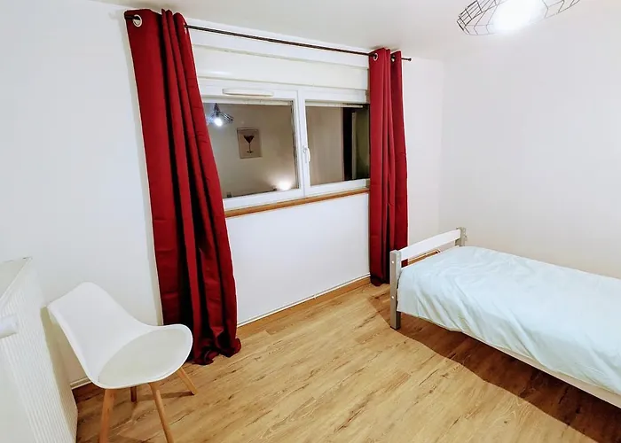 Cosy 2 Ch Avec Terrasse Prive & Bbq Apartment Charmes (Vosges)